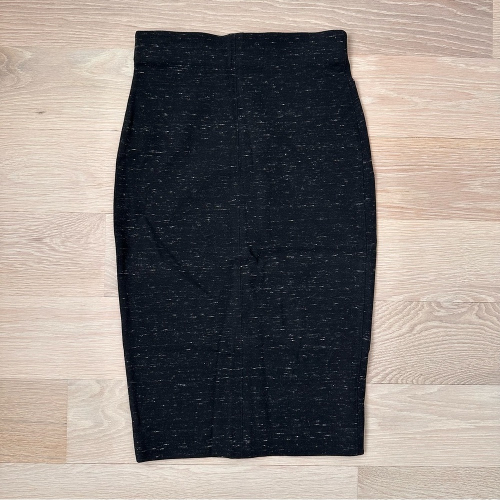 WILFRED SKIRT - SIZE SMALL - EXCELLENT CONDITION - BLACK